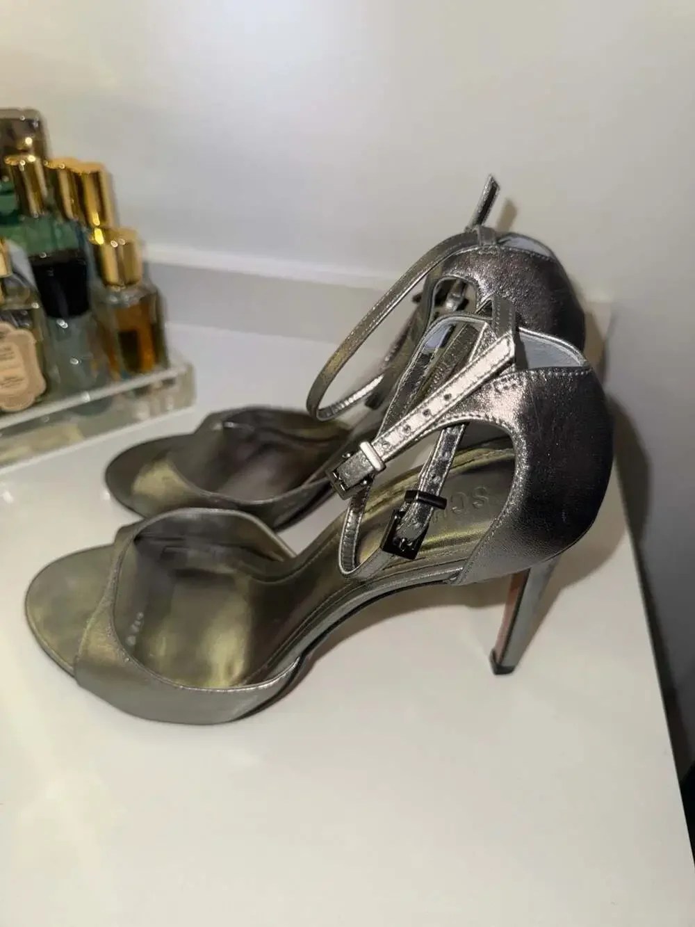 Schutz Metallic Silver Ankle Strap Stiletto Heels Size 9.5B